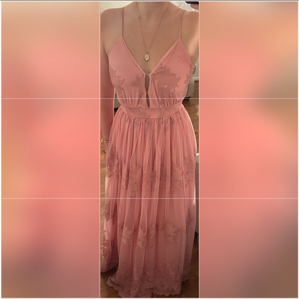 Elegant Pink Lace Dress